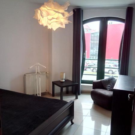 Apartamenty Krzywe Okna Zielona Góra Dış mekan fotoğraf