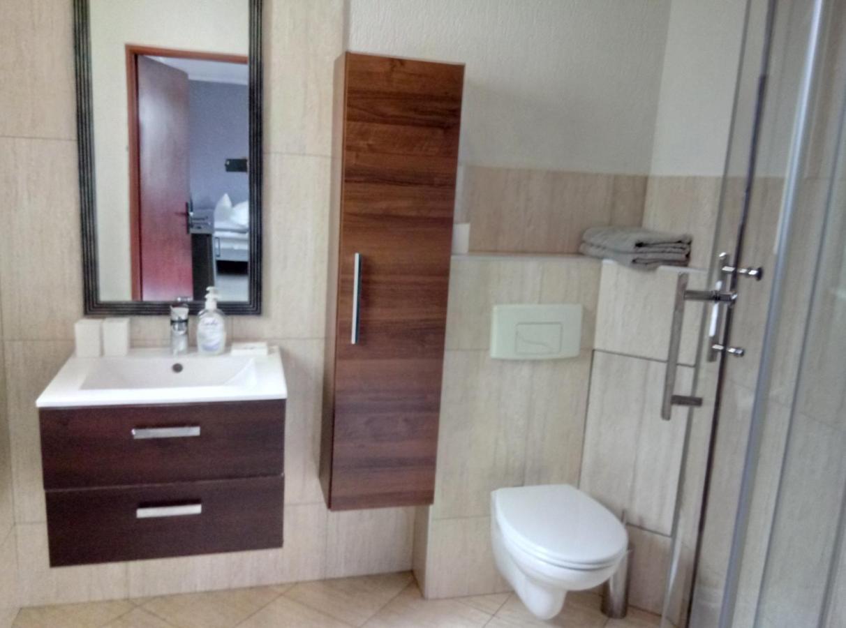 Apartamenty Krzywe Okna Zielona Góra Dış mekan fotoğraf