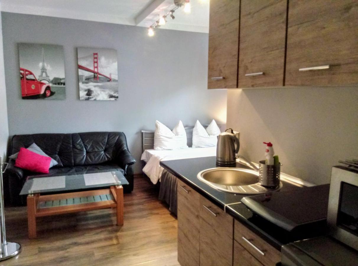 Apartamenty Krzywe Okna Zielona Góra Dış mekan fotoğraf