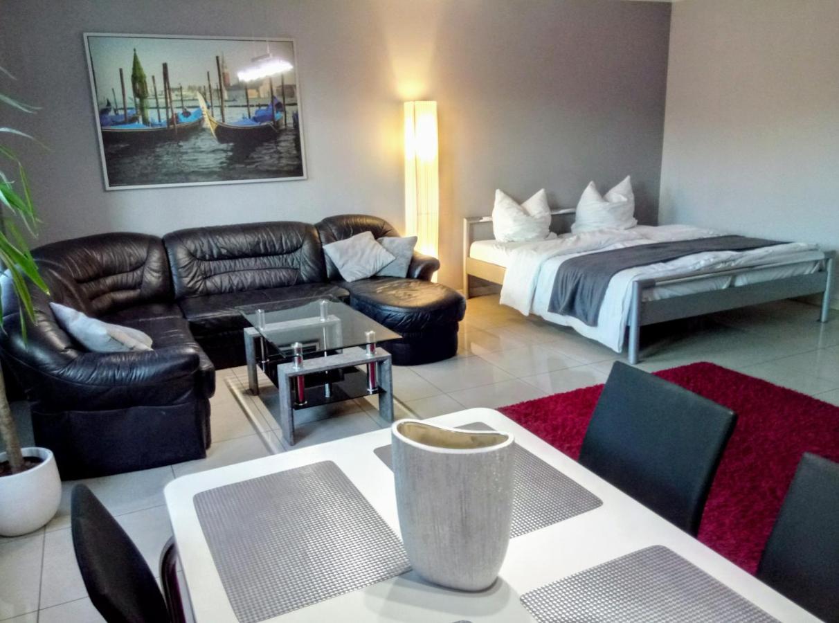Apartamenty Krzywe Okna Zielona Góra Dış mekan fotoğraf
